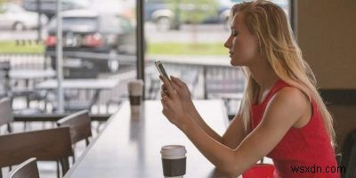 スマホで目を疲れさせない7つの対策|今日からできる目の保護術