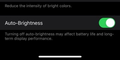 iOSで自動明るさを無効にする方法|iOS 13・12・それ以前のバージョン別手順
