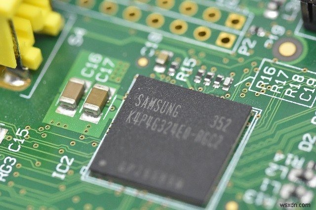 スマホの「32ビット」と「64ビット」の違いとは?性能への影響をわかりやすく解説
