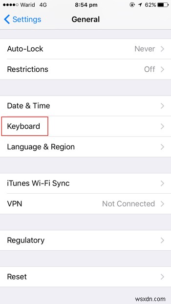 iPhoneの隠しキーボードで顔文字(カオモジ)を使う方法|設定手順をわかりやすく解説