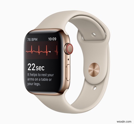 FitbitとApple Watch徹底比較：どちらが優れたフィットネストラッカー・スマートウォッチなのか？