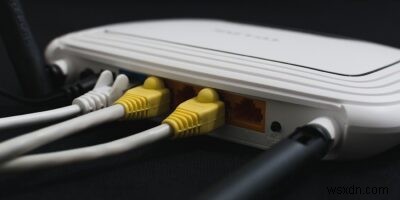 モデムとルーターの違いとは？役割・選び方を徹底解説