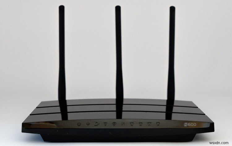 【徹底比較】DD-WRT vs Tomato vs OpenWRT：あなたに最適なルーターファームウェアはどれ？
