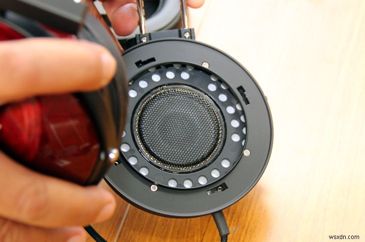 ヘッドホンのドライバーとは？音質への影響と種類別の特徴を徹底解説