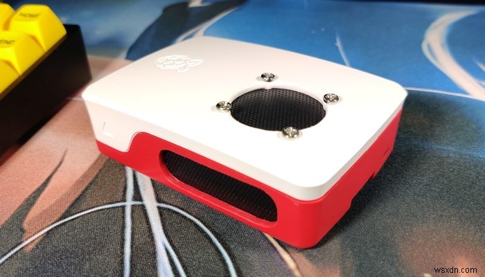 Raspberry Pi 4公式ケースにファンを取り付けて冷却性能をアップする方法
