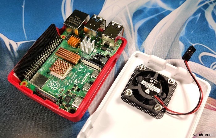 Raspberry Pi 4公式ケースにファンを取り付けて冷却性能をアップする方法