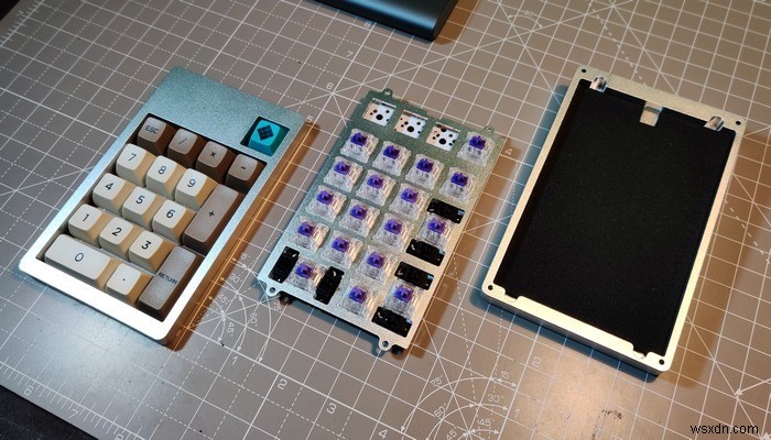 カスタムメカニカルキーボード上級ガイド：ケースとプレートの防音チューニングで打鍵音を劇的に改善する方法