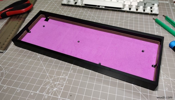カスタムメカニカルキーボード上級ガイド：ケースとプレートの防音チューニングで打鍵音を劇的に改善する方法