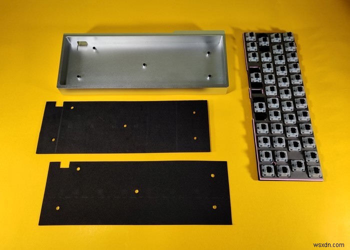 カスタムメカニカルキーボード上級ガイド：ケースとプレートの防音チューニングで打鍵音を劇的に改善する方法