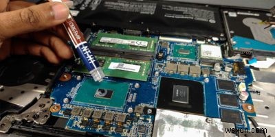 ゲーミングノートPCの過熱を根本的に解決する方法!内部クリーニングとグリス塗り替えの完全ガイド