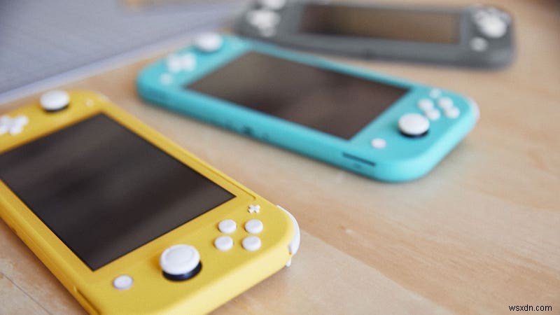 Nintendo SwitchとSwitch Lite徹底比較:どちらを買うべき?