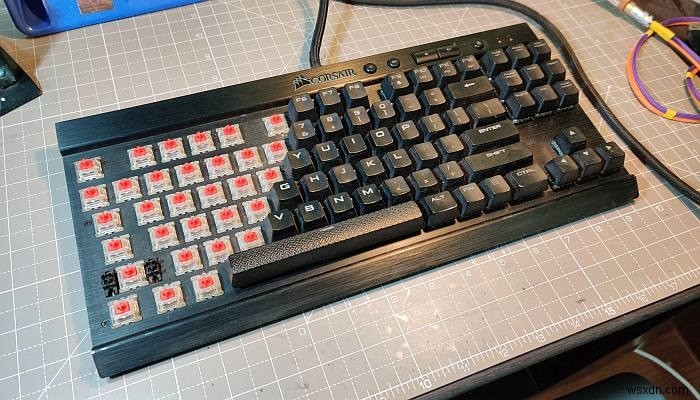 DIY修理ガイド:メカニカルキーボードのスイッチ交換は思ったより簡単!