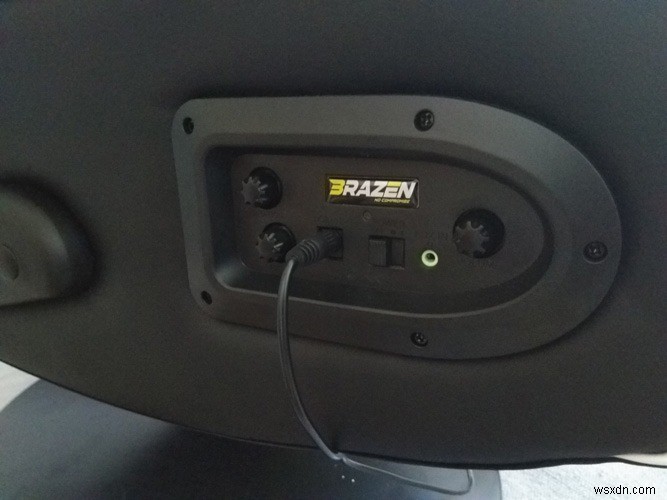 BraZen Panther Elite 2.1ゲーミングチェア徹底レビュー｜振動とサラウンドで没入感を味わえるコントローラー派向け1台