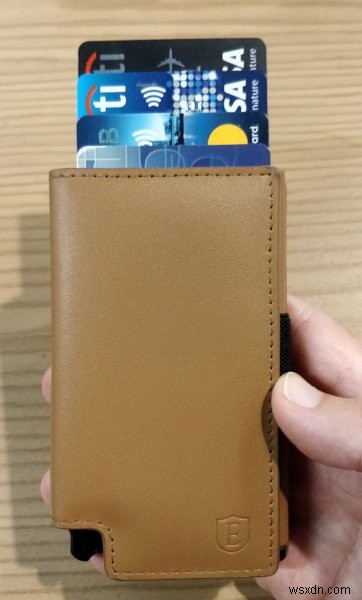 Ekster Parliament スマートウォレットで、もう財布を失くさない