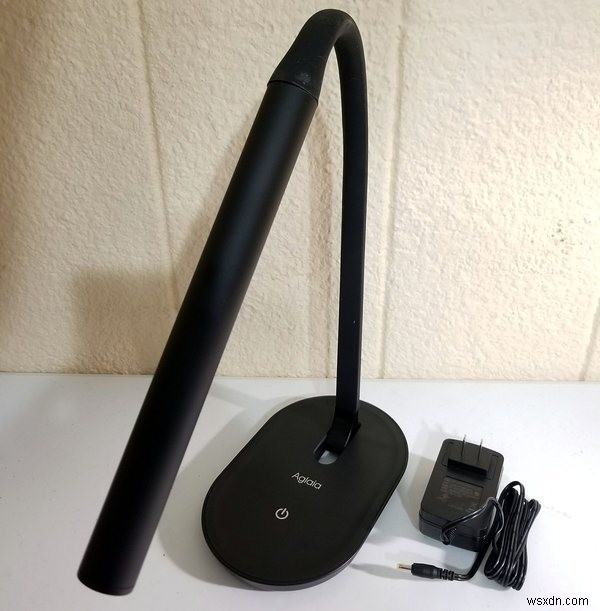 360°フレキシブルネックと3段階タッチ調光を備えたAglaiaデスクランプ「LT-T5」レビュー