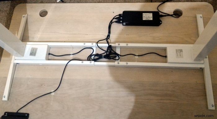Autonomous SmartDesk 2徹底レビュー：コスパに優れた電動スタンディングデスクの実力
