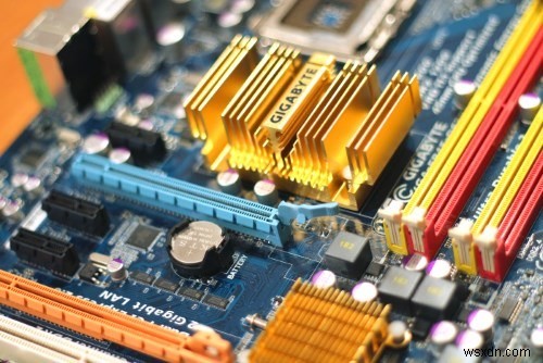 PCがピーピー鳴って起動しない?ビープコードの意味と解読方法を徹底解説
