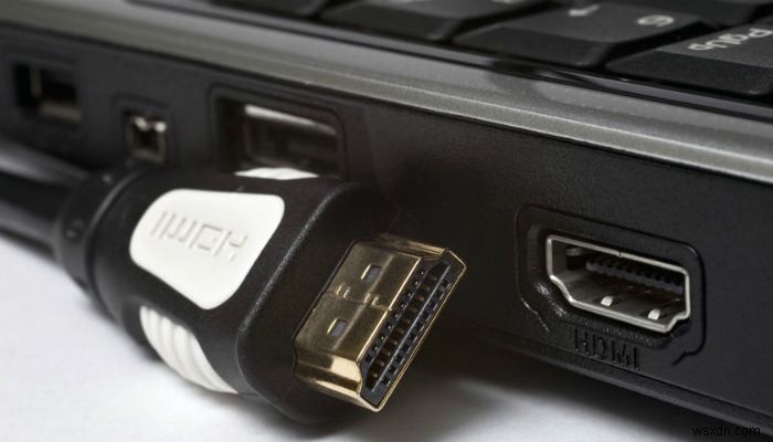 PCをテレビに接続する方法|HDMI・VGA・ワイヤレス接続を徹底解説