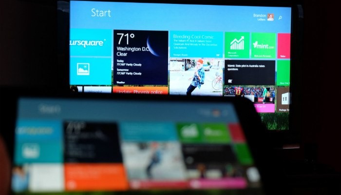 PCをテレビに接続する方法|HDMI・VGA・ワイヤレス接続を徹底解説