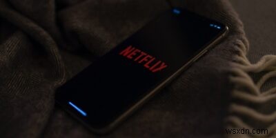 Netflixの動画をダウンロードしてオフラインで視聴する方法【デバイス別ガイド】