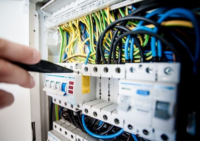10Gブロードバンドとは?知っておきたい基礎知識とWi-Fi 6の最新動向