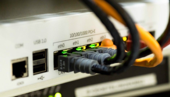 オフライン環境でも快適に閲覧!Webサイト全体をダウンロードする4つの便利ツール