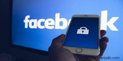 Facebookの写真バグ:自分が影響を受けているか確認する方法