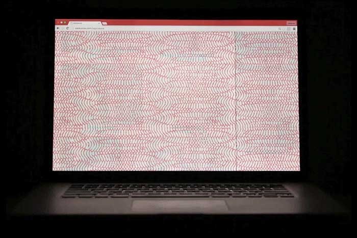覗き見から画面を守る!ノートパソコン用プライバシーフィルターのすすめ
