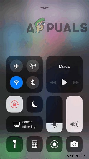 iPhoneやiPadの画面が回転しない原因と対処法を徹底解説