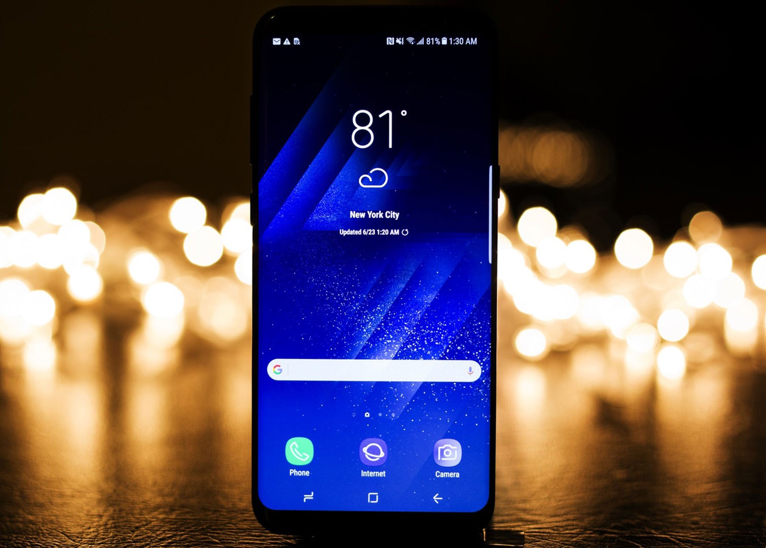 iPhone 8 vs Galaxy S8 徹底比較:どちらを買うべきか?