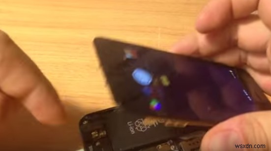 水没したiPhone 5の修理方法|必要な工具と分解・洗浄の手順を解説