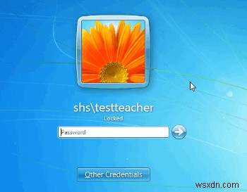 Windows 7 Professional/EnterpriseでドメインユーザーにロックされたPCを管理者権限で解除する方法