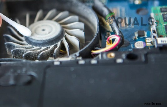 ノートパソコンの電源が入らないときの対処法|考えられる原因と解決策を徹底解説