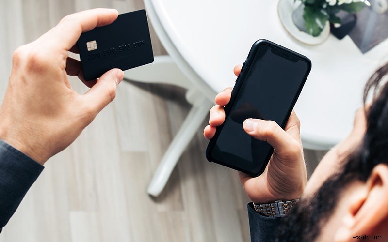 リアルタイムデータベースで実現する金融サービスのインスタント顧客体験