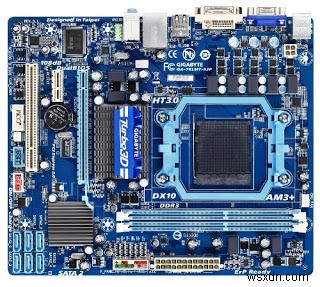 マザーボードとは?機能・役割と選び方のポイントを徹底解説