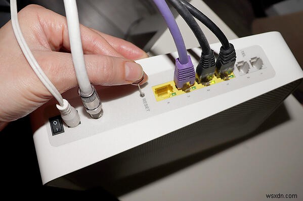 ルーターからウイルスを削除する完全ガイド|感染経路・症状・対処法を徹底解説