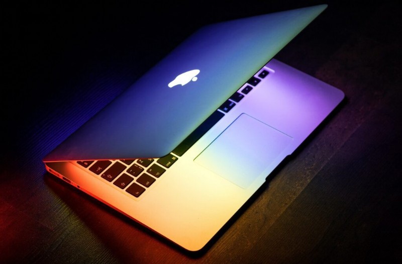 MacBook Proの電源が入らないときの対処法|自宅でできる解決策を徹底解説