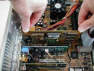 ブルースクリーン(BSOD)ストップエラー 0x000000F4 の原因と解決策を徹底解説