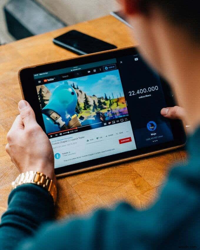 YouTubeアルゴリズムの仕組みを徹底解説！おすすめ欄と検索結果に表示される方法
