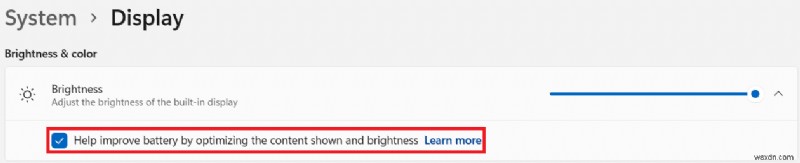 Windows 11でアダプティブブライトネス(自動明るさ調整)をオフにする方法
