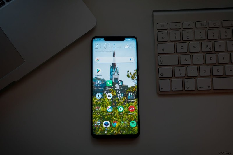 Androidスマホの壁紙を変更する4つの方法【初心者向け完全ガイド】