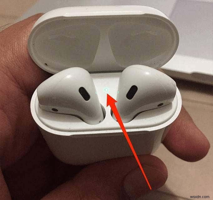 AirPodsを最大限に活用する19の便利なヒントとコツ|Appleユーザー必見