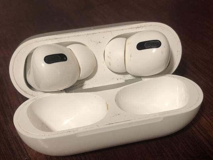 AirPodsの音量を上げる方法|音が小さいときに試したい7つの対処法