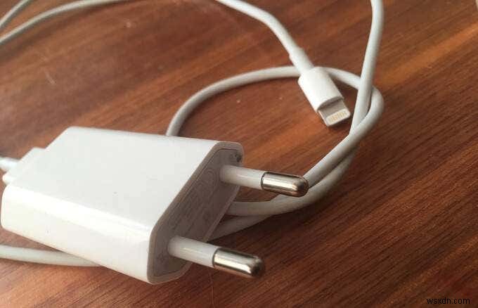 iPhoneが充電できないときの対処法6選|原因から解決策まで徹底解説