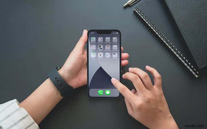 iPhoneでフォルダを作成してアプリを整理する方法｜作成・移動・削除まで徹底解説
