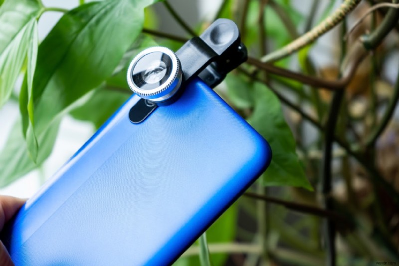 スマホにご褒美を!「電話の日」にテックをいたわる方法