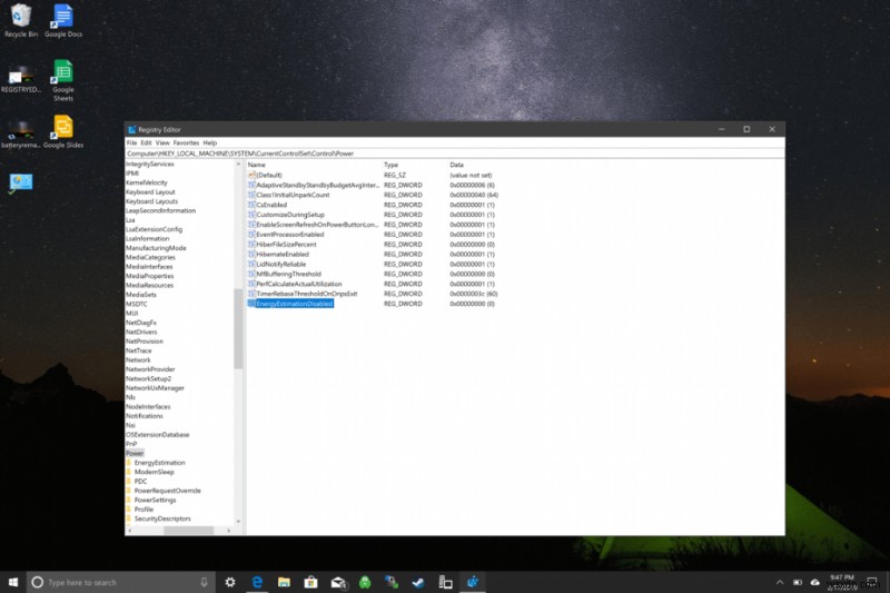 Windows 10でバッテリーの残り時間を表示する方法｜レジストリ編集で残量インジケーターを復活させる