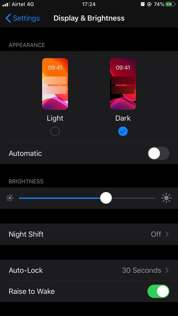 iOS 13でダークモードを有効にする方法｜設定・コントロールセンター・Siriでの切り替え手順
