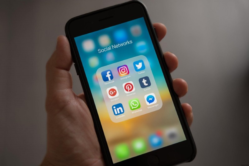 Facebookのニュースフィードが読み込めないときの対処法8選
