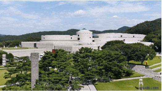 自宅にいながら楽しめる!オンラインで巡りたい世界クラスの美術館9選